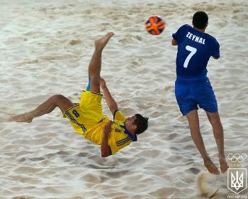 Поєдинок з пляжного футболу Україна-Португалія – на UΛ:Першому 