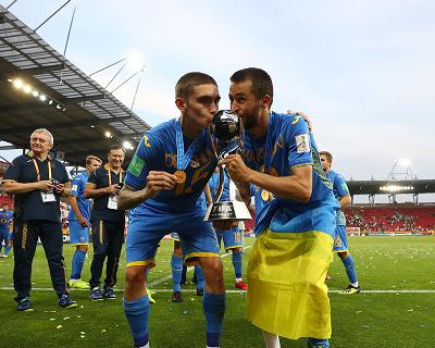 UA: ПЕРШИЙ покаже три найкращі матчі Чемпіонату світу FIFA U-20 за участі України   