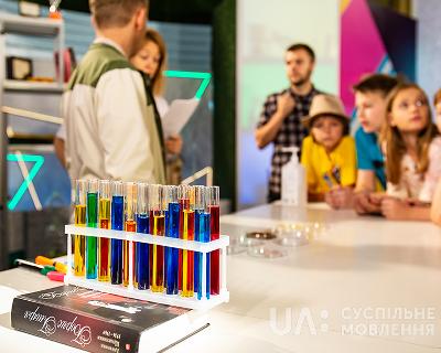 UA: Суспільне мовлення знімає дитяче наукове шоу з експериментами