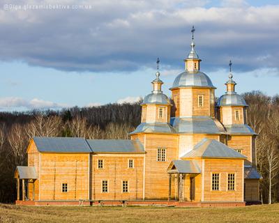 UA: ПЕРШИЙ покаже освячення Свято-Миколаївського храму у Пирогові